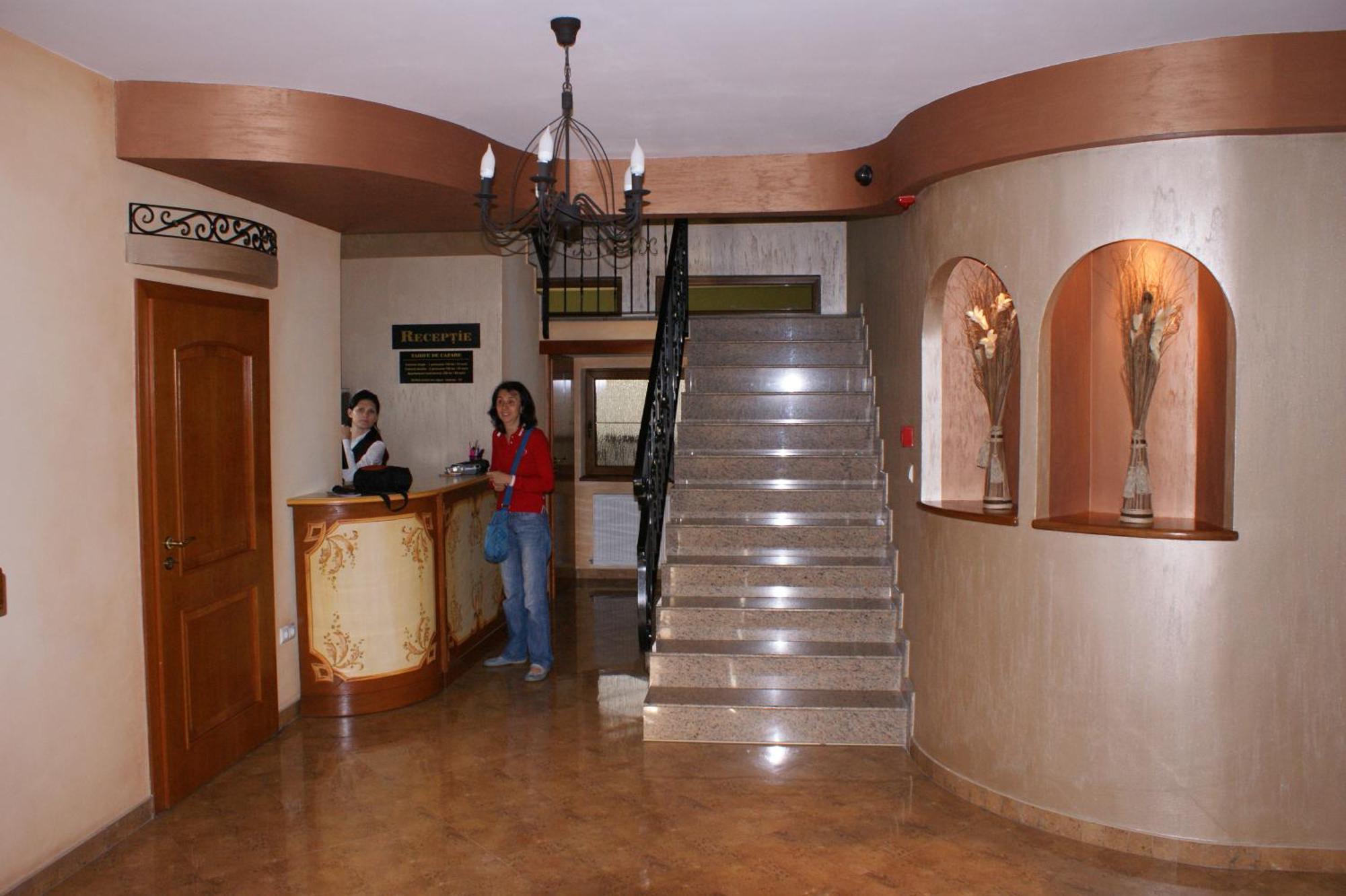 Pensiunea Normandia Timişoara Exterior foto
