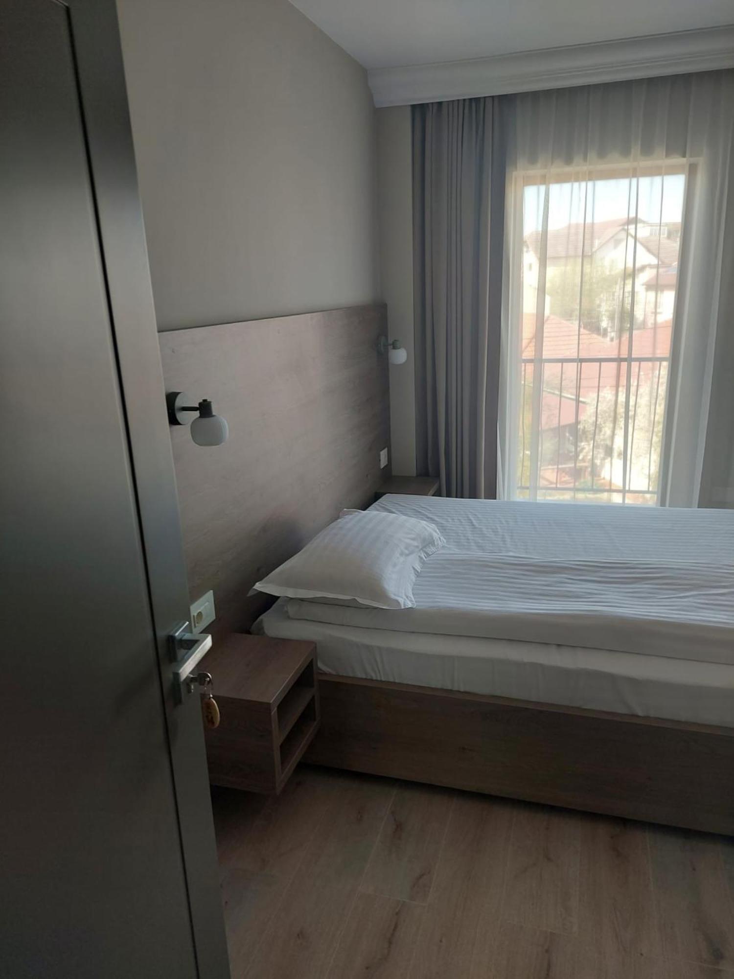 Pensiunea Normandia Timişoara Exterior foto
